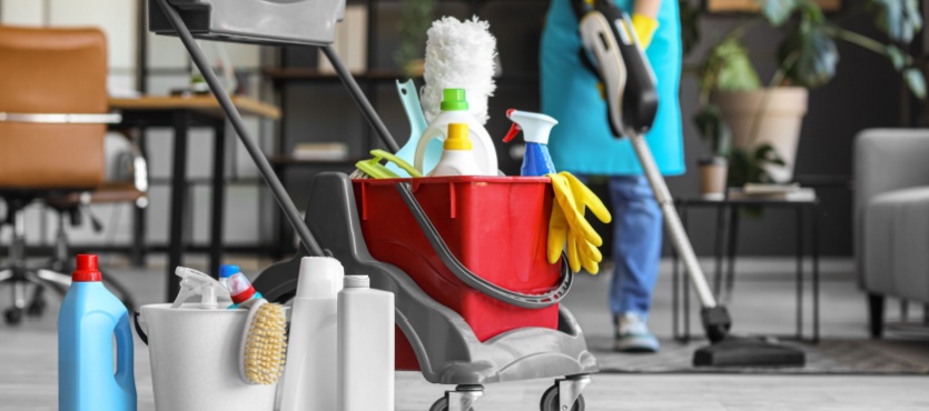 Cleaning cart and mop in an office for winter janitorial services in Delray Beach